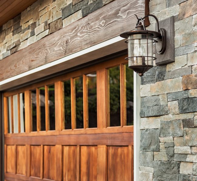 Garage,Door,Detail,Of,Luxury,Home,Exterior Garage,Door,Detail,Of,Luxury,Home,Exterior